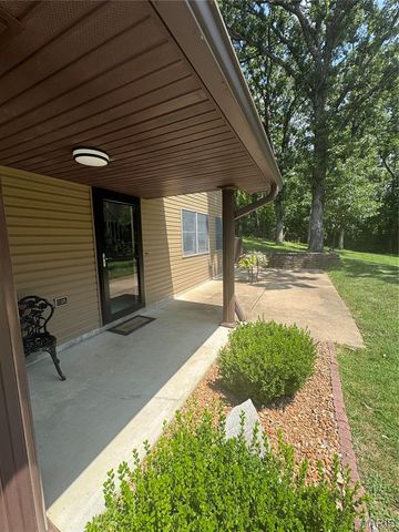 7 Bogey Drive, Washington, MO 63090