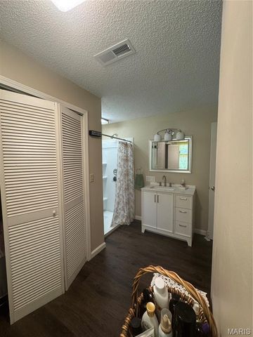7 Bogey Drive, Washington, MO 63090