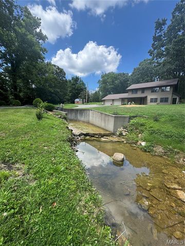 7 Bogey Drive, Washington, MO 63090