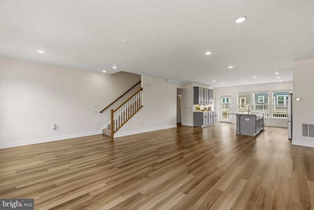 17279 TURNSTONE DR, Dumfries, VA 22026