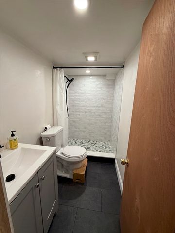 14 Warwick St, Boston, MA 02120