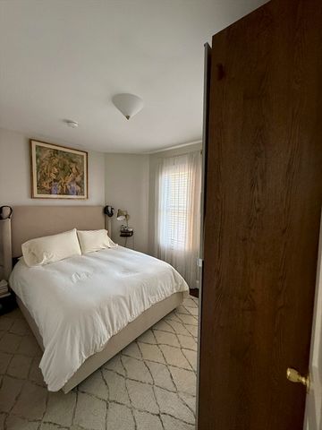 14 Warwick St, Boston, MA 02120