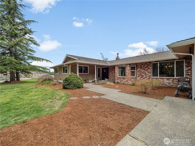 30520 SE 358th Street, Enumclaw, WA 98022