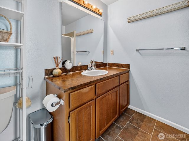 30520 SE 358th Street, Enumclaw, WA 98022