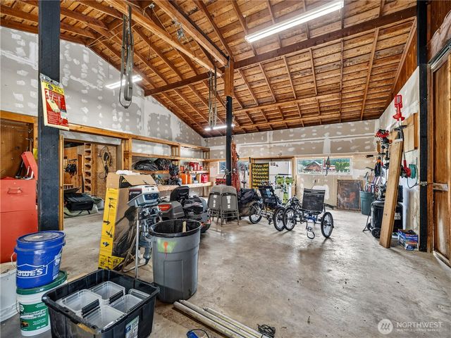 30520 SE 358th Street, Enumclaw, WA 98022