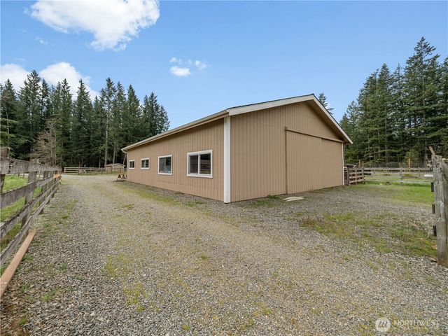 30520 SE 358th Street, Enumclaw, WA 98022