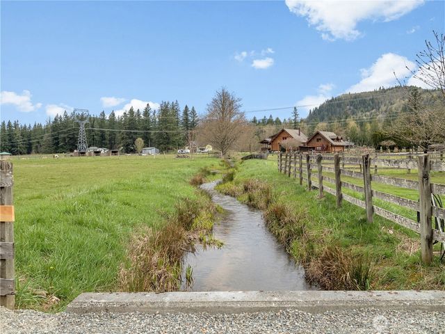 30520 SE 358th Street, Enumclaw, WA 98022