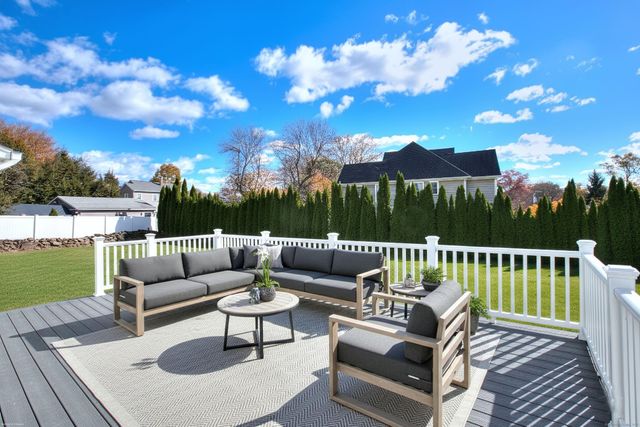 359 Reid Street, Fairfield, CT 06824