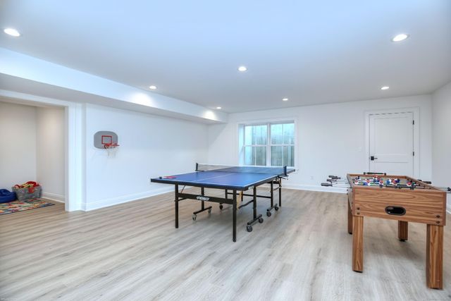 359 Reid Street, Fairfield, CT 06824