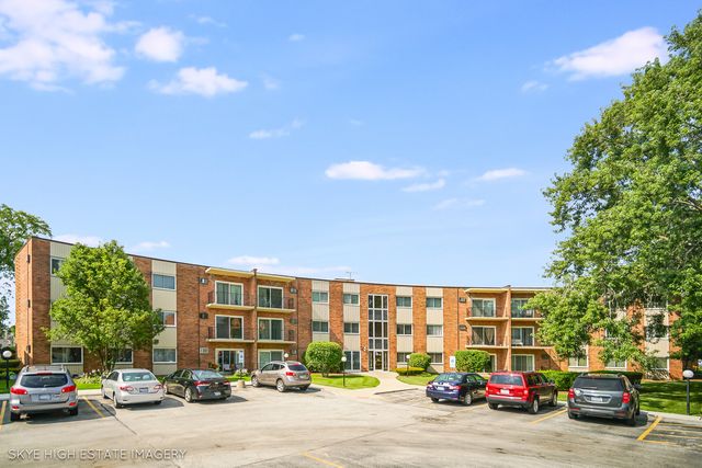 9716 S Karlov Avenue S 307, Oak Lawn, IL 60453