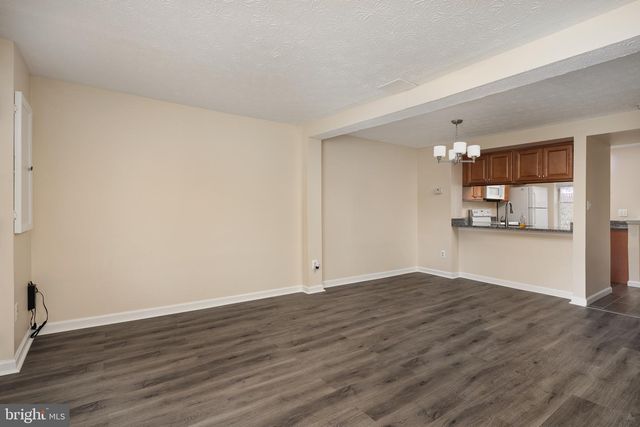 8736 SUSQUEHANNA ST, Lorton, VA 22079