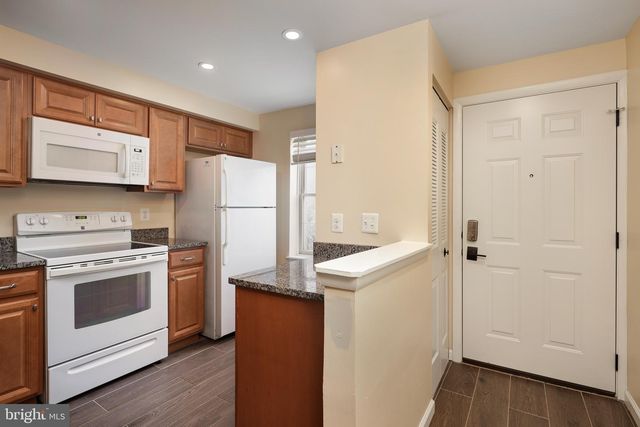 8736 SUSQUEHANNA ST, Lorton, VA 22079