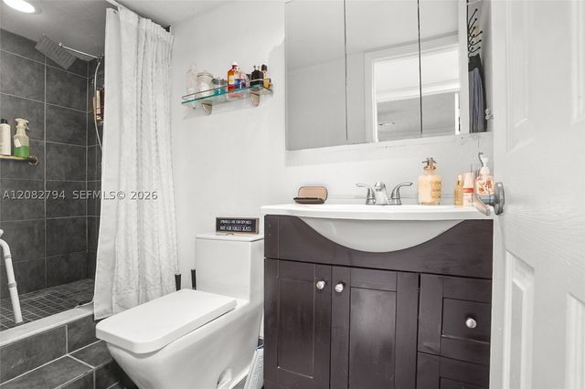 181 Lyndhurst L 181, Deerfield Beach, FL 33442
