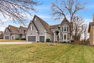 8007 W 131st Terrace, Overland Park, KS 66213