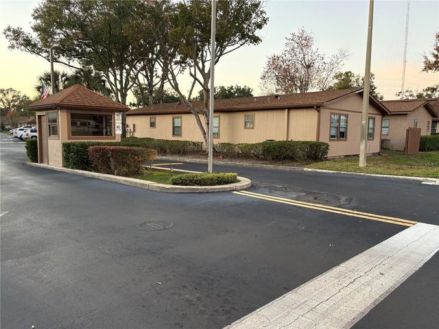 304 ERON WAY 2, Winter Garden, FL 34787