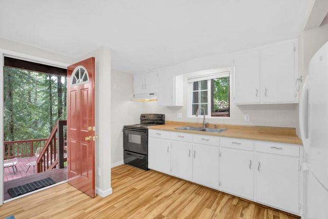18485 Main Boulevard, Los Gatos, CA 95033