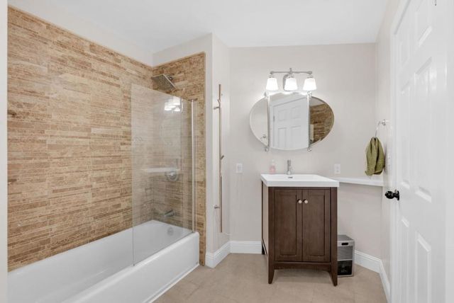 18485 Main Boulevard, Los Gatos, CA 95033