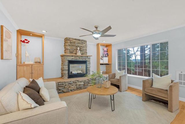 18485 Main Boulevard, Los Gatos, CA 95033