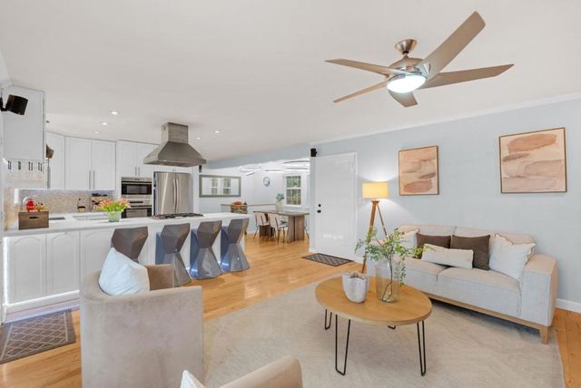 18485 Main Boulevard, Los Gatos, CA 95033