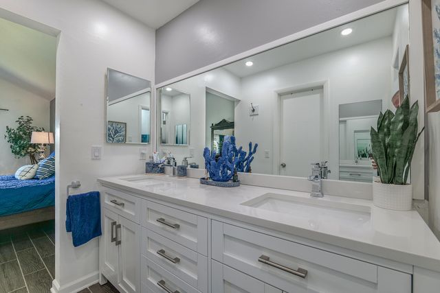 3457 SPRING BLUFF Place 14, Lauderhill, FL 33319