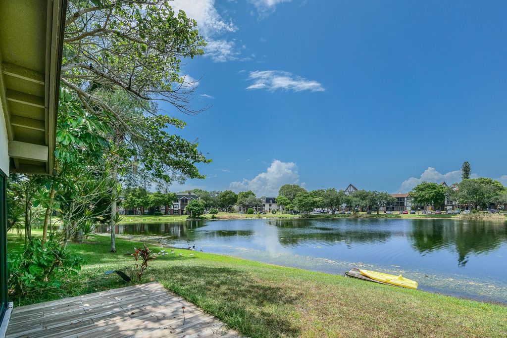 3457 SPRING BLUFF Place 14, Lauderhill, FL 33319