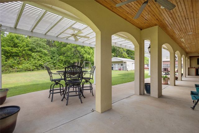 235 County Road 1130, Kilgore, TX 75662