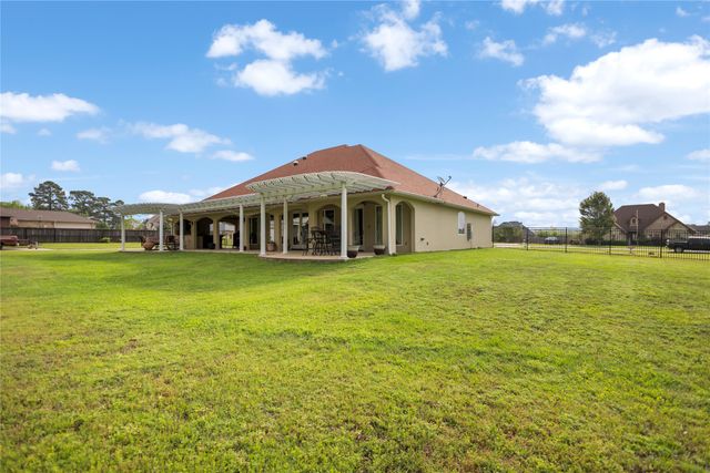 235 County Road 1130, Kilgore, TX 75662