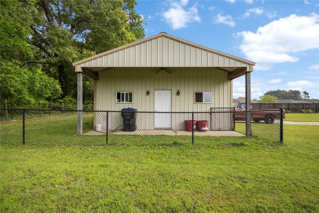 235 County Road 1130, Kilgore, TX 75662