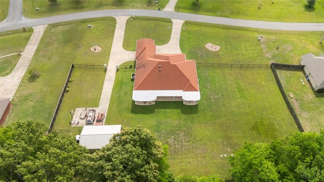 235 County Road 1130, Kilgore, TX 75662
