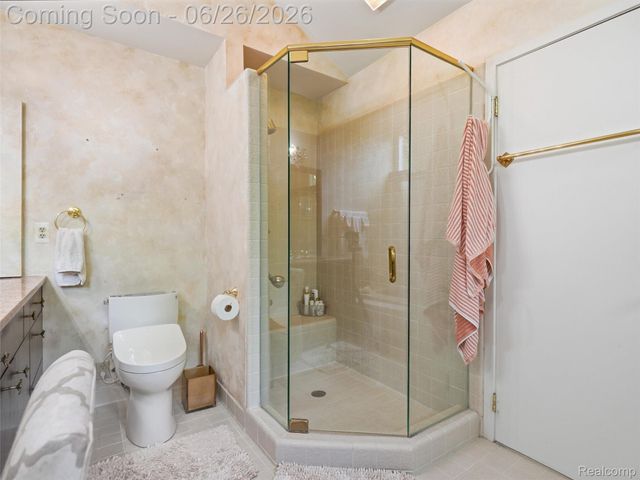 4751 Rolling Ridge Road, West Bloomfield Charter Township, MI 48323