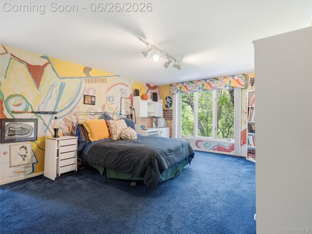 4751 Rolling Ridge Road, West Bloomfield Charter Township, MI 48323