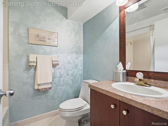 4751 Rolling Ridge Road, West Bloomfield Charter Township, MI 48323