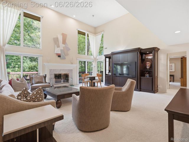 4751 Rolling Ridge Road, West Bloomfield Charter Township, MI 48323