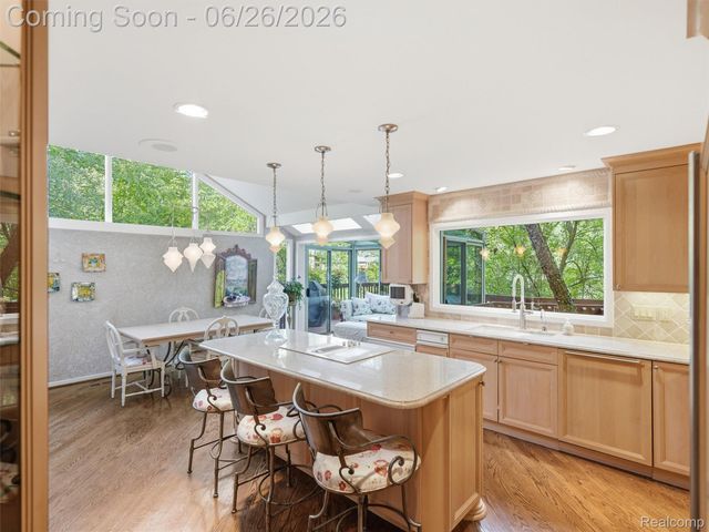 4751 Rolling Ridge Road, West Bloomfield Charter Township, MI 48323