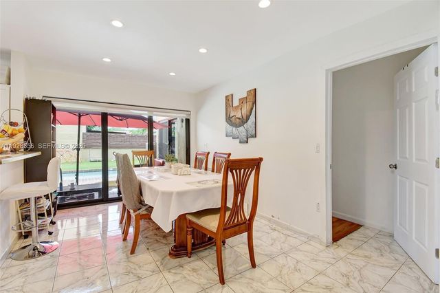 1057 NE 202nd Ln, Miami, FL 33179