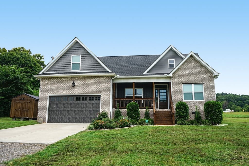 124 Piney Rd, Dickson, TN 37055