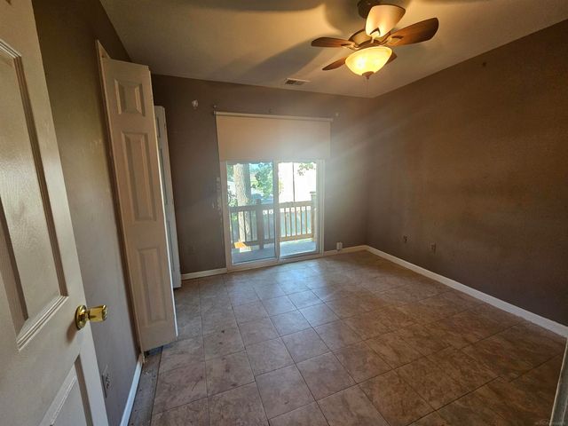 17459 Utica Oaks Lane, Roseville, MI 48066