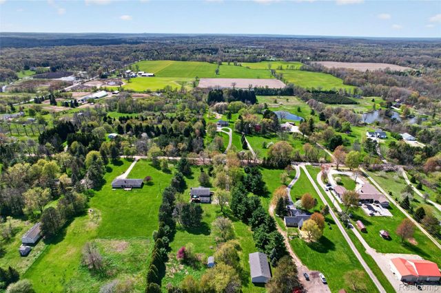 1180 N Hurd Road, Brandon Charter Township, MI 48462