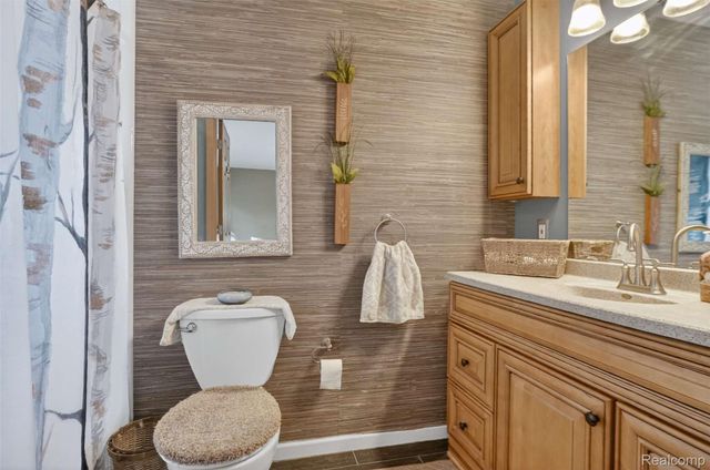 1180 N Hurd Road, Brandon Charter Township, MI 48462