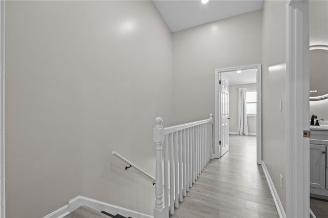 47 Morgan Avenue 29, Johnston, RI 02919