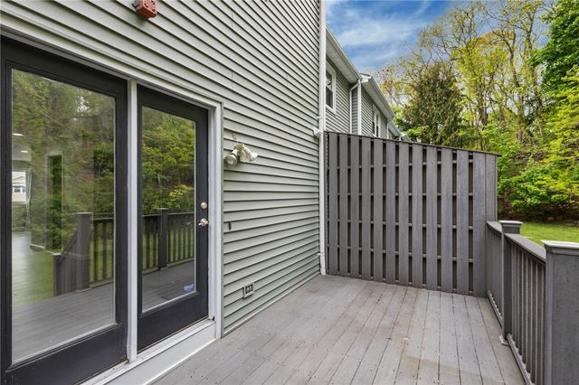 47 Morgan Avenue 29, Johnston, RI 02919