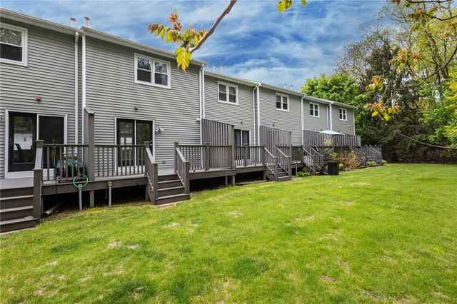 47 Morgan Avenue 29, Johnston, RI 02919