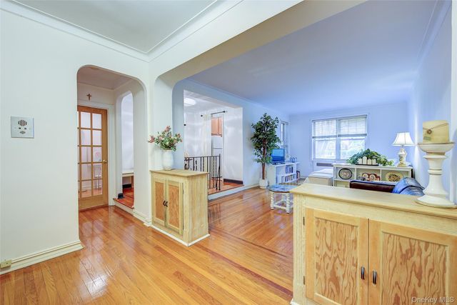 77-35 113th Street 1F, Forest Hills, NY 11375