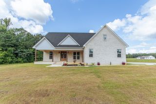 90 COLUMBUS LN, Adamsville, TN 38310