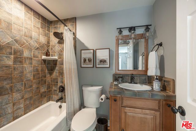 743 Bishorn Drive, Lake Arrowhead, CA 92352