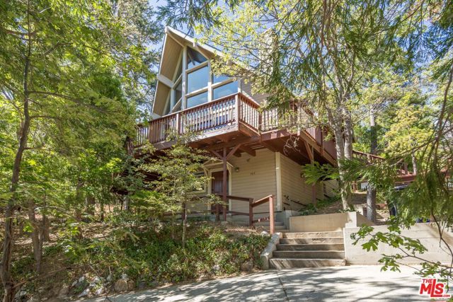 743 Bishorn Drive, Lake Arrowhead, CA 92352