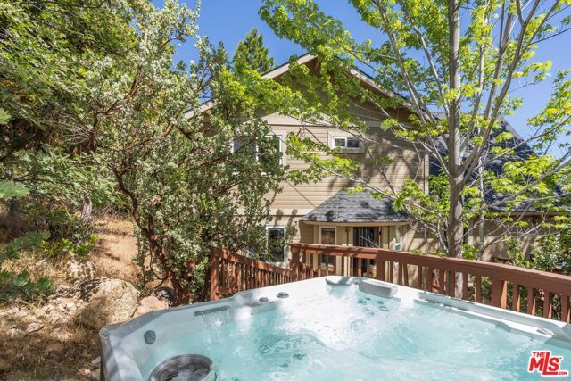 743 Bishorn Drive, Lake Arrowhead, CA 92352