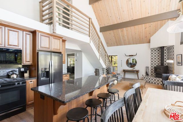 743 Bishorn Drive, Lake Arrowhead, CA 92352