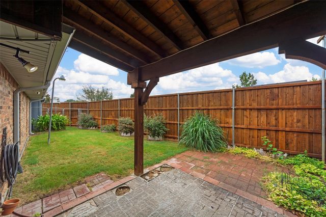 2571 Sundance Lane, Dallas, TX 75287