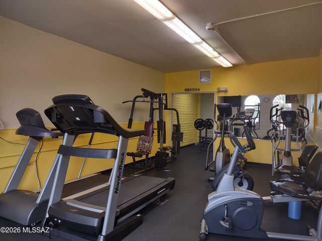 3413 S Dynamite Avenue, Tucson, AZ 85735